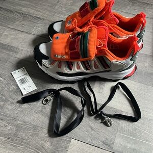 Sean Wotherspoon x atoms x Adidas Superturf Adventure. Size 8